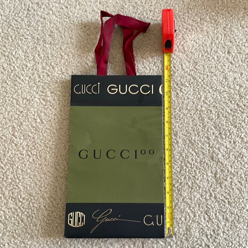 Gucci 100 gift bag